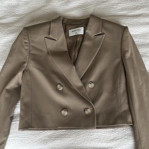 Aritzia Babaton Cropped Blazer